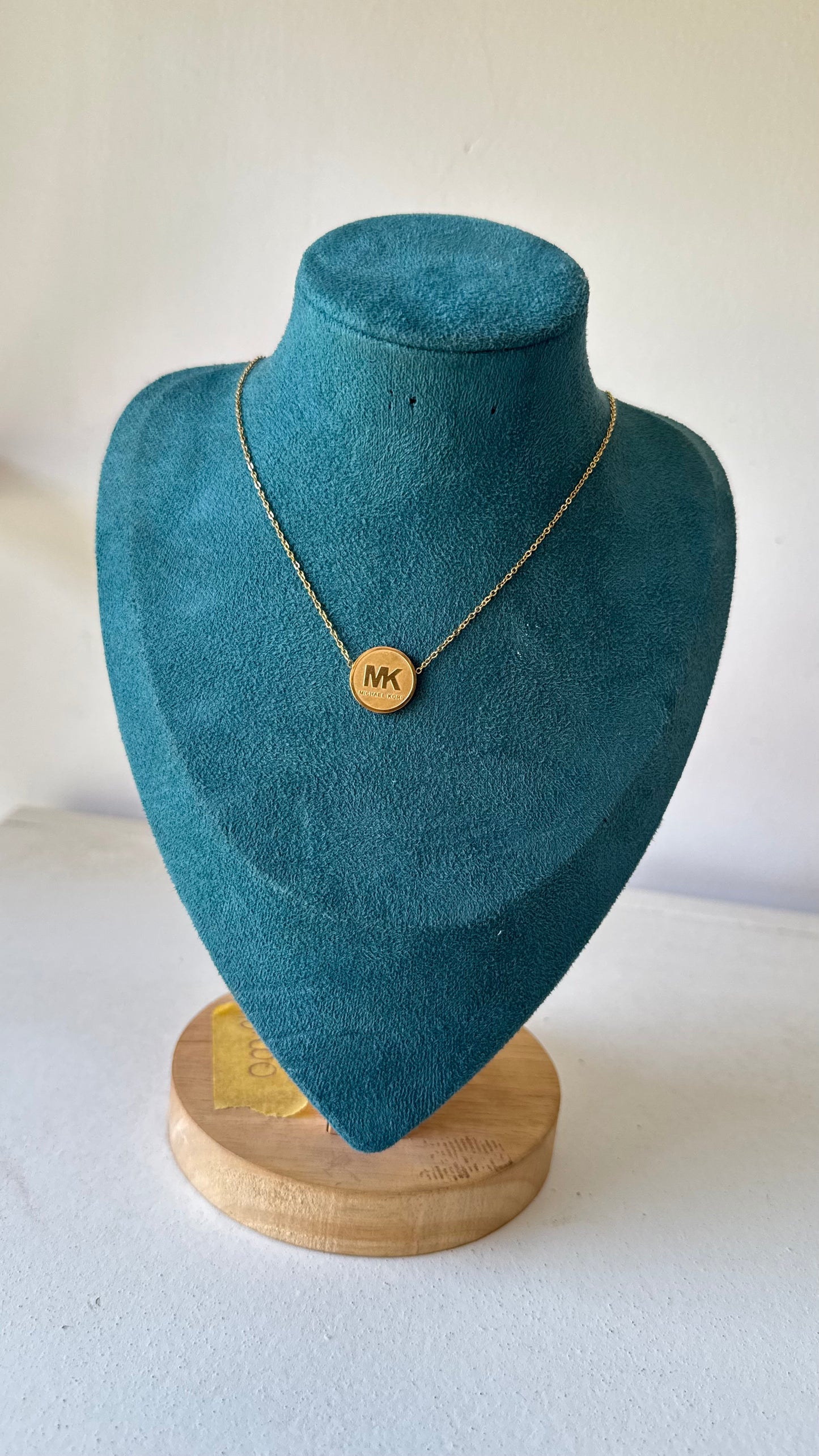 COLLIER