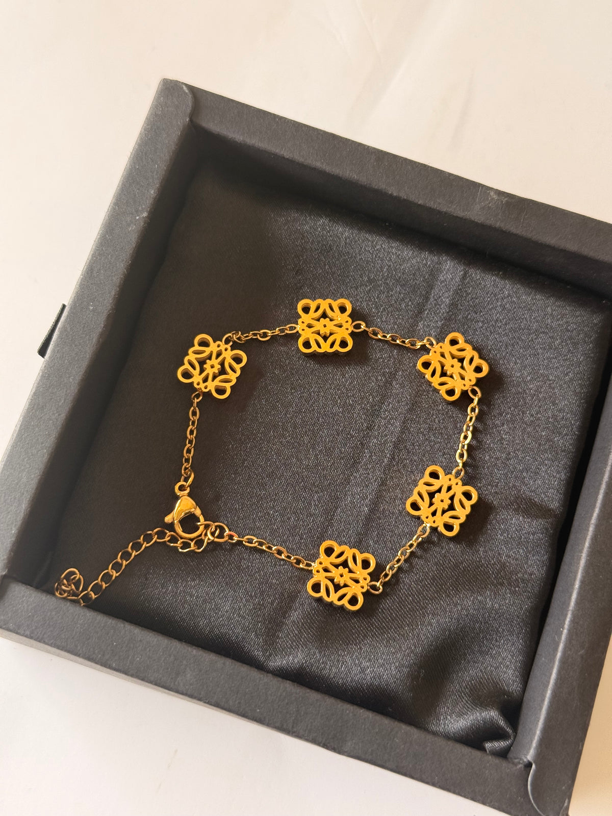 Bracelet loewe