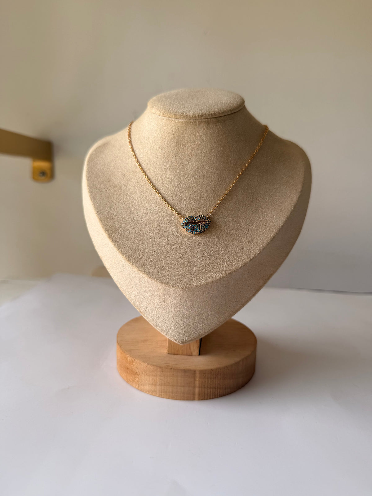 Collier bisous