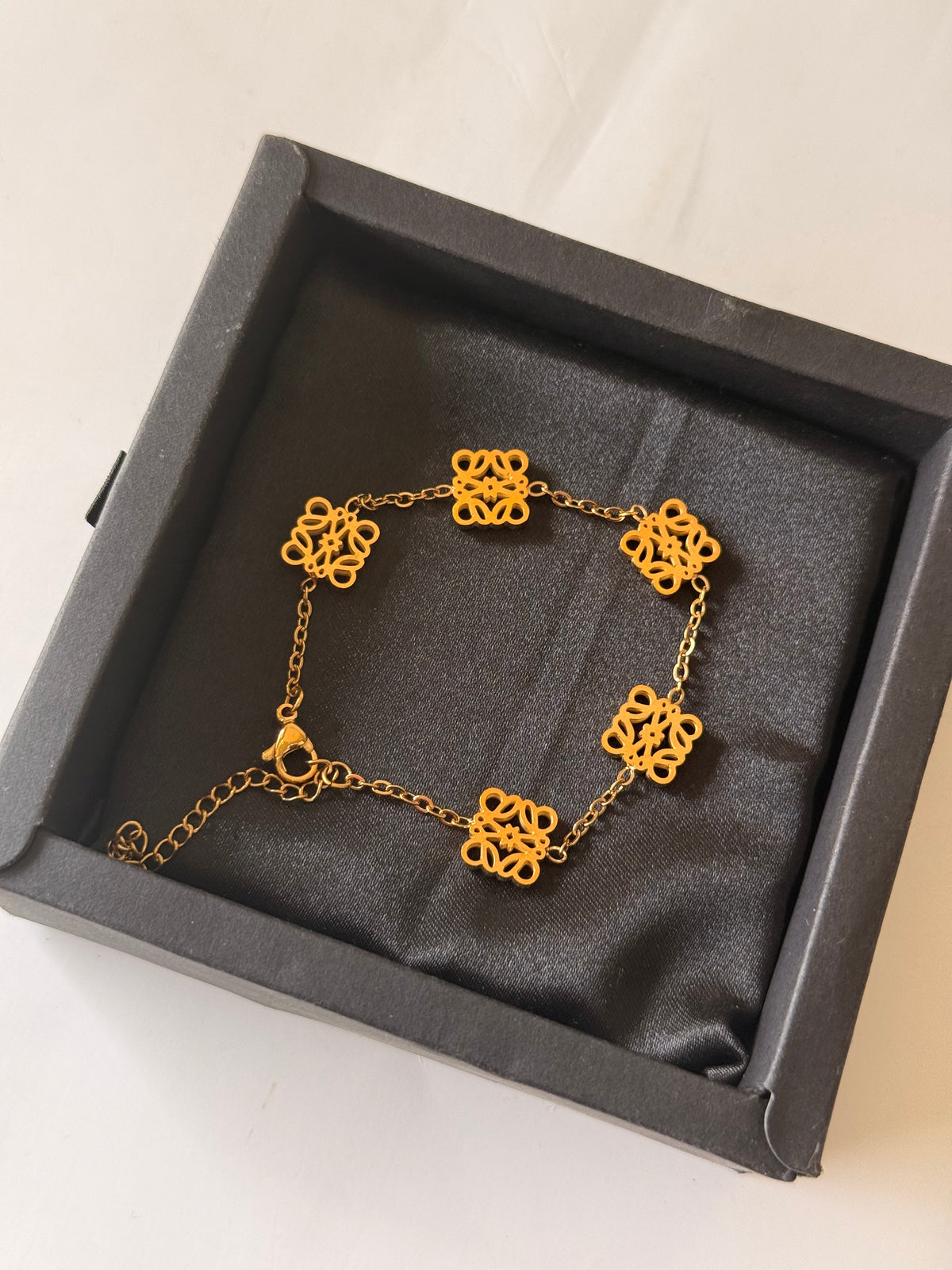 Bracelet loewe