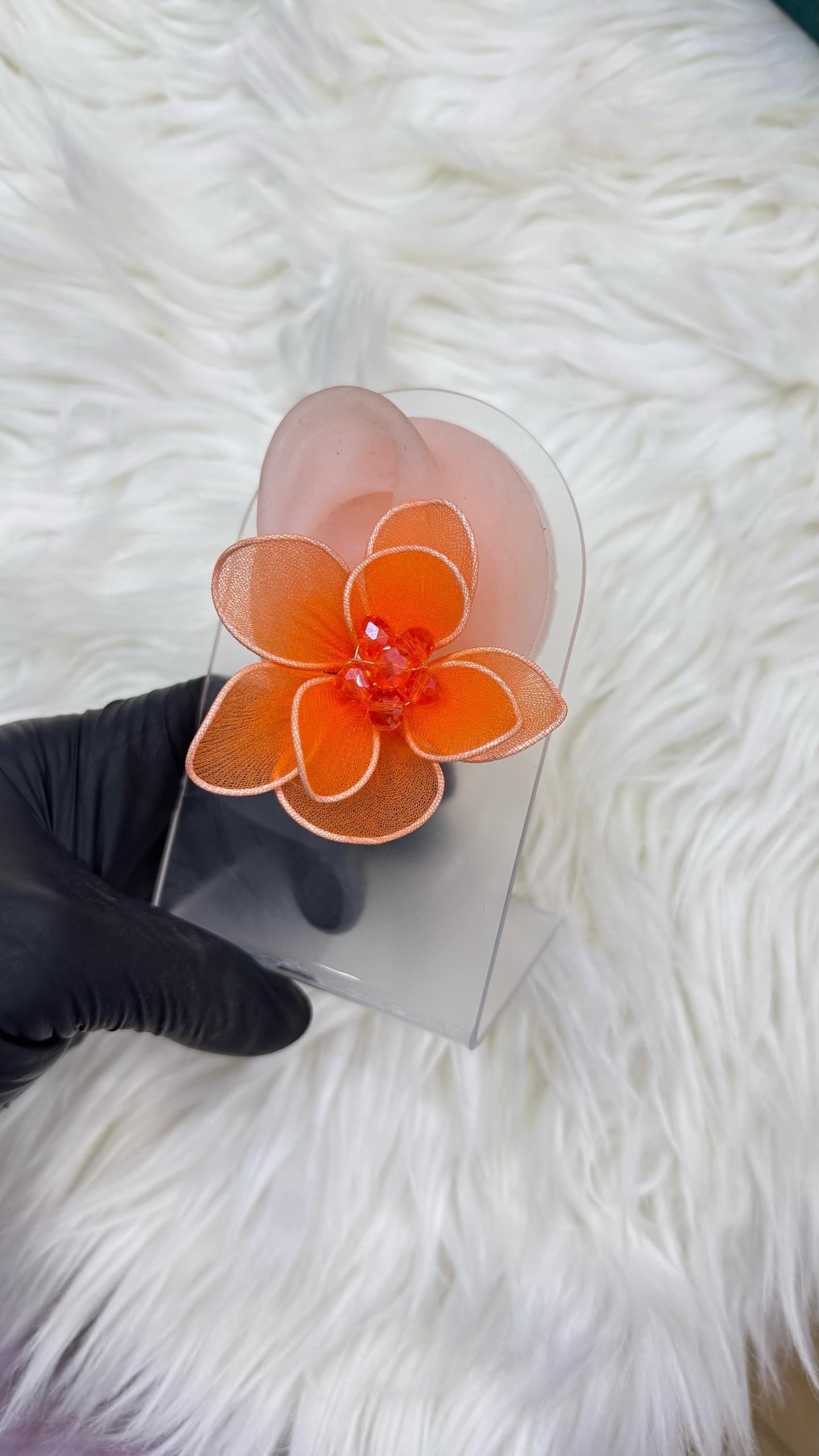 BOUCLES d'oreille  A FLEUR